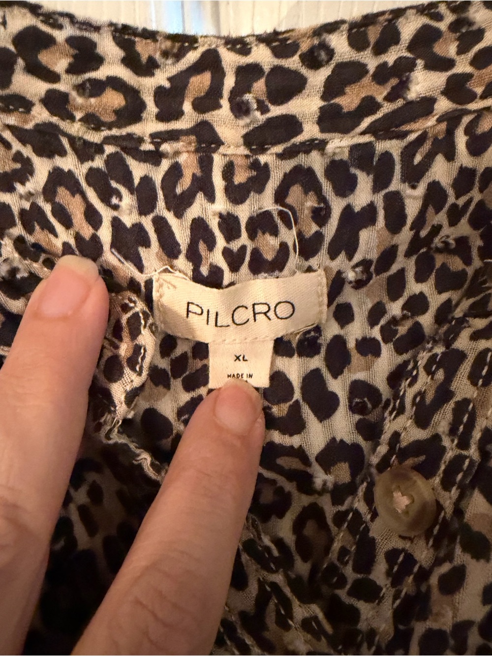 Pilcro Leopard Print Peasant Blouse PTP 24.5 - Picture 3 of 7